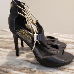 Fergie Sandals heels gold black